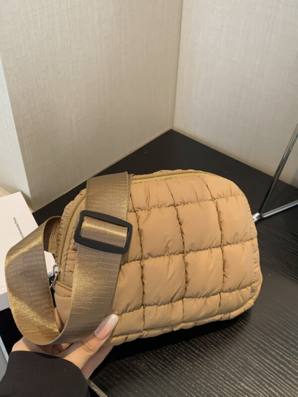 0c2d73bd-b347-4bf1-8246-df5060c30427-Max 0c2d73bd-b347-4bf1-8246-df5060c30427-Max